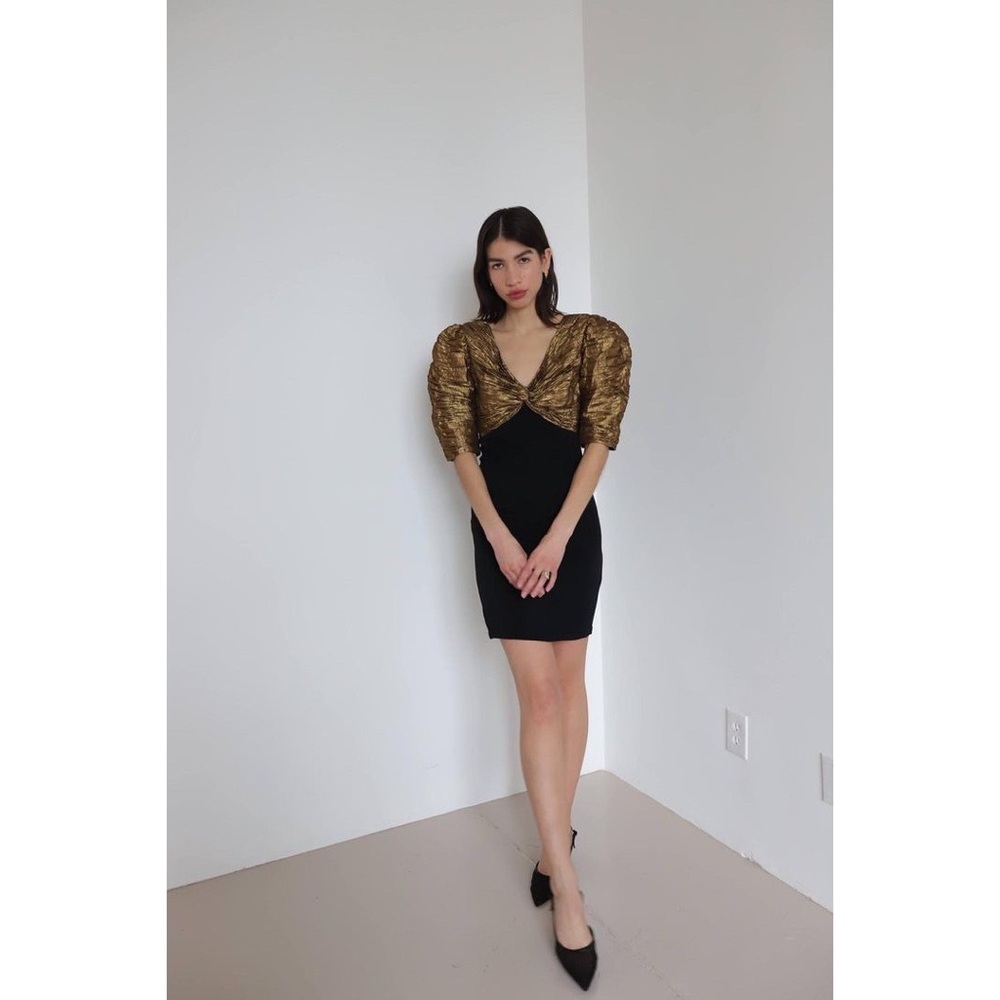 Vintage Gold & Black Plisse Puff Sleeve Dress